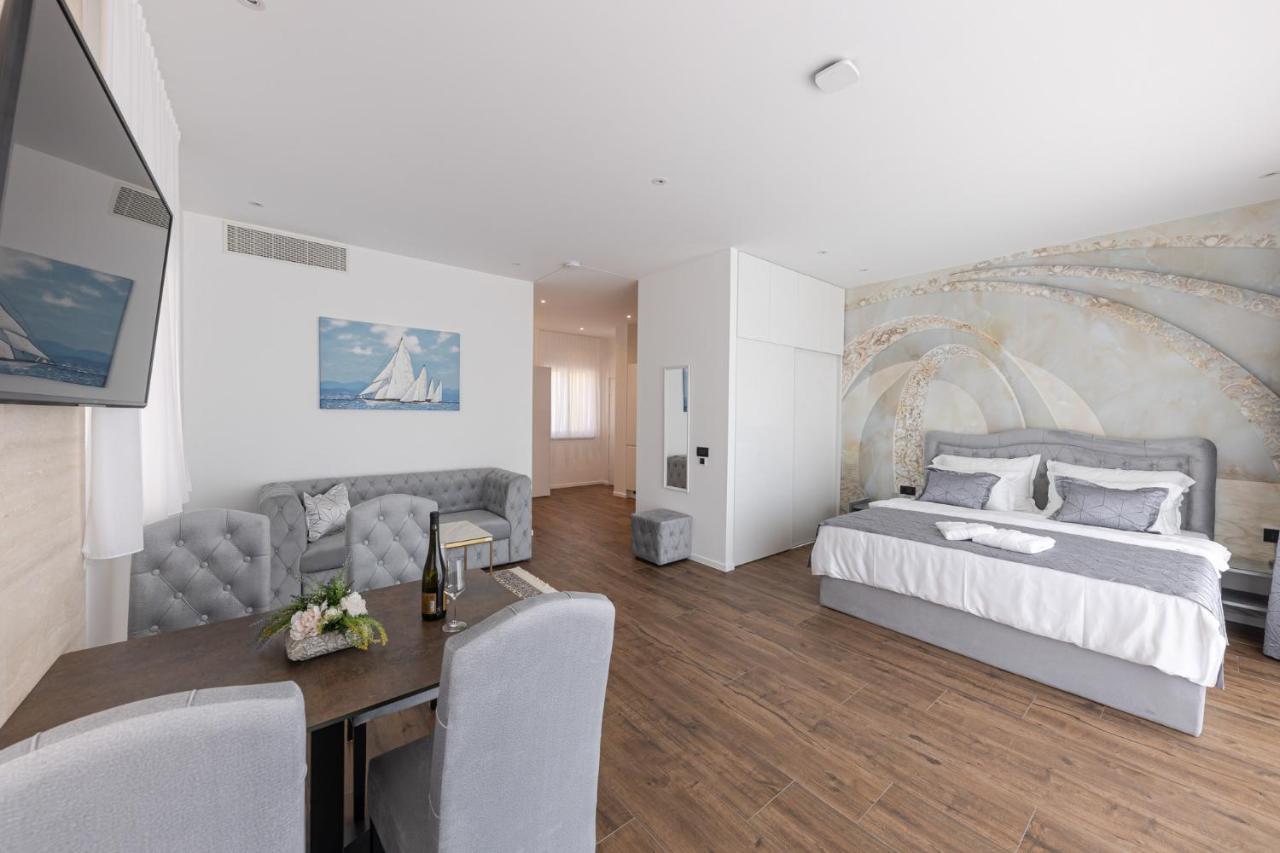 Villa Bella Vista Am Meer Trogir Dış mekan fotoğraf